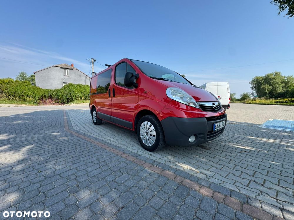 Opel Vivaro - 10
