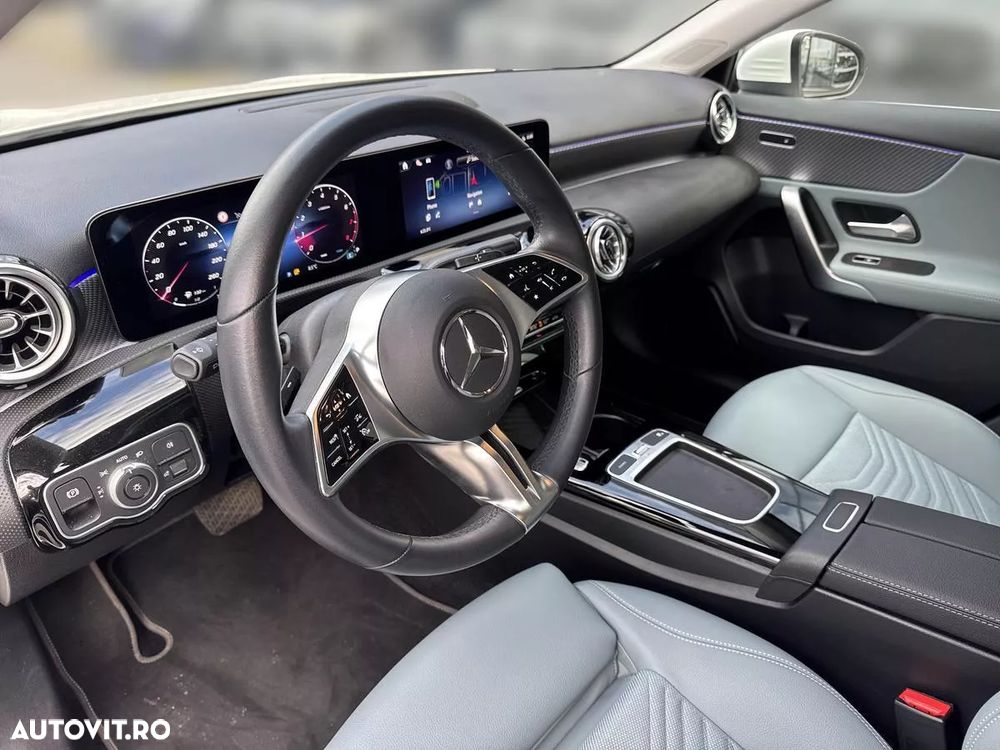 Mercedes-Benz A 180 MHEV 7G-DCT - 10