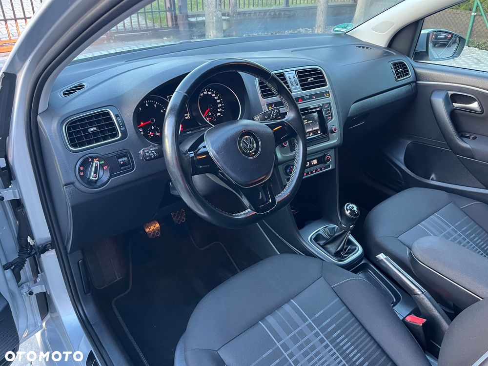 Volkswagen Polo 1.2 TSI Blue Motion Technology Lounge - 5