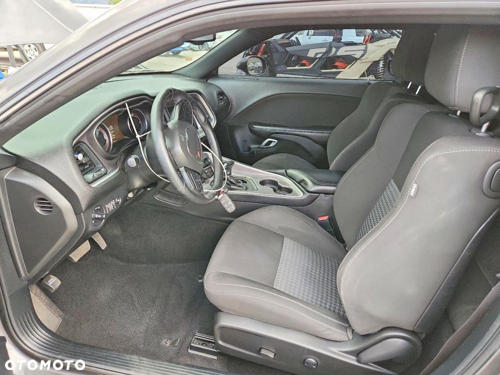 Dodge Challenger 3.6 GT AWD - 7