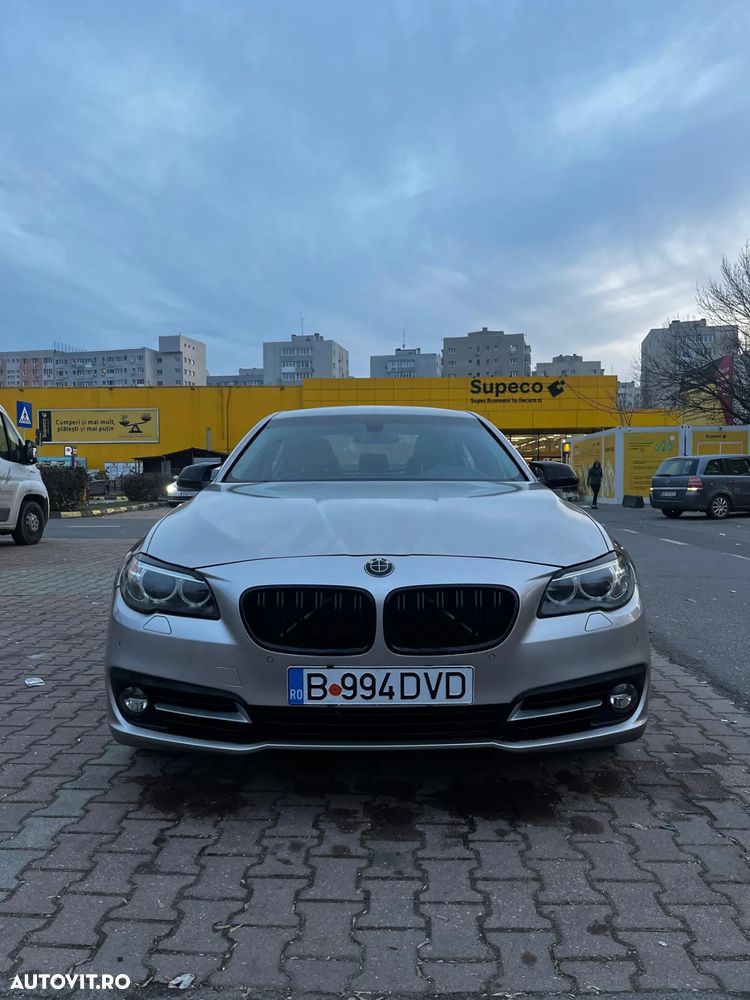 BMW Seria 5 525d xDrive - 3