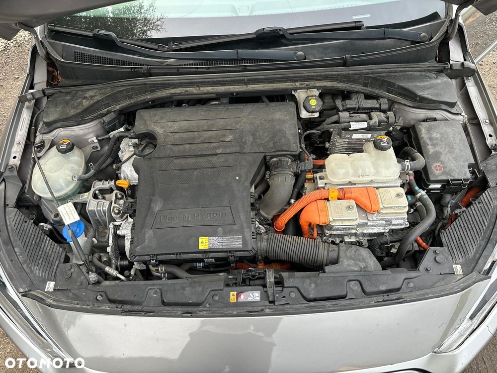Hyundai IONIQ 1.6 GDI Premium - 2