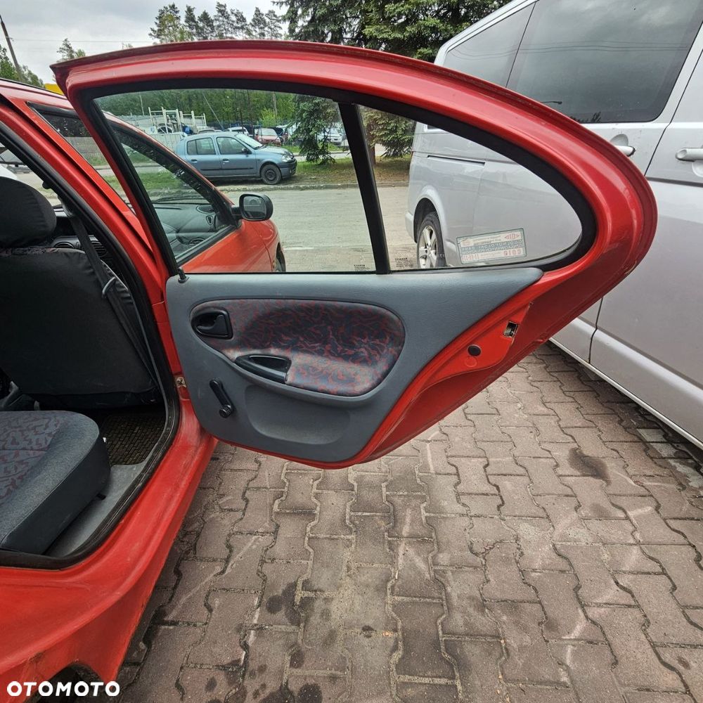 Renault Megane (1996) 1,4 B 55 kW / 75 KM (kod lak: 727 pojazd na części - 15