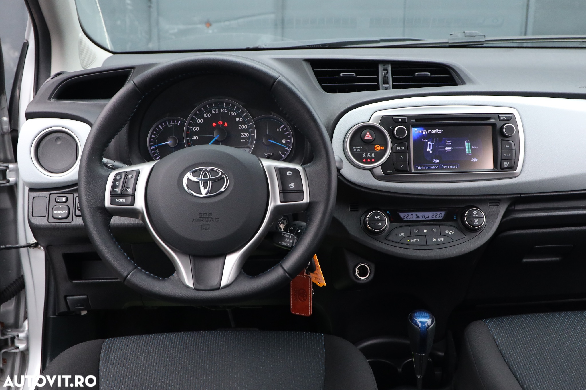 Toyota Yaris - 5
