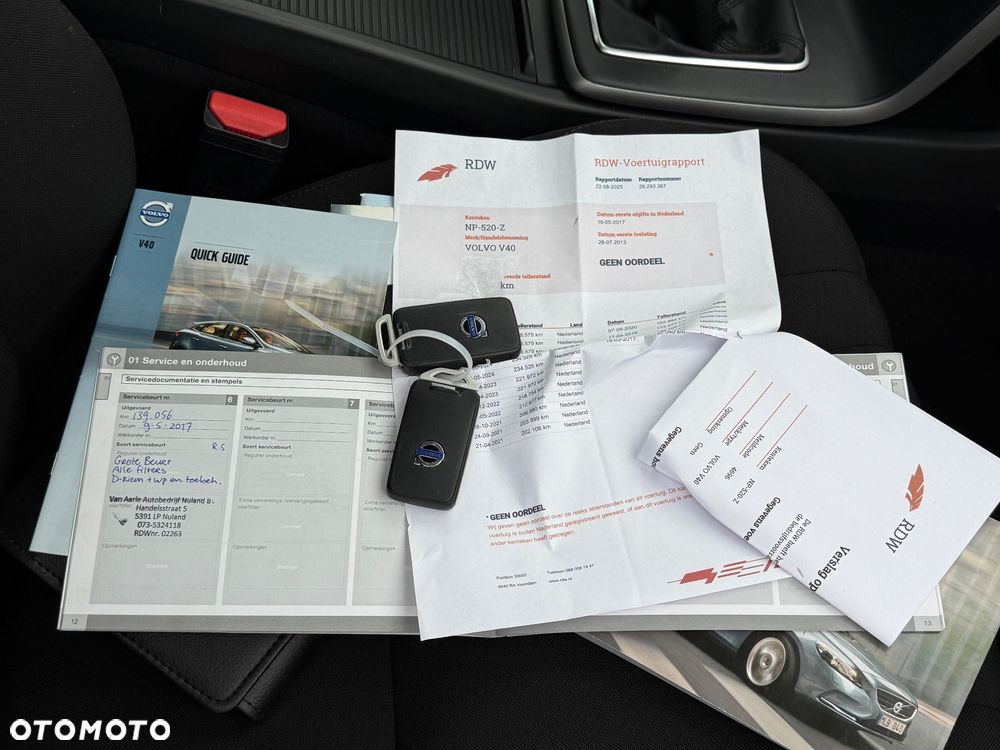 Volvo V40 - 24