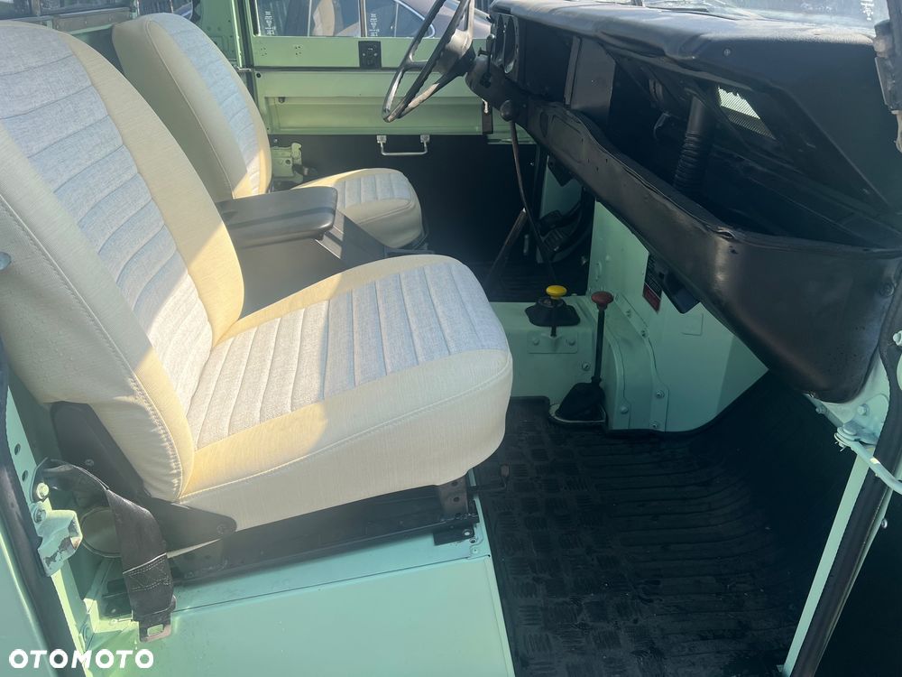 Land Rover Inny - 8