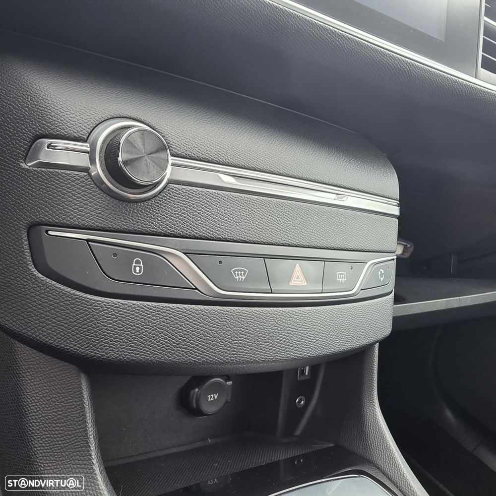 Peugeot 308 1.6 BlueHDi Style - 25
