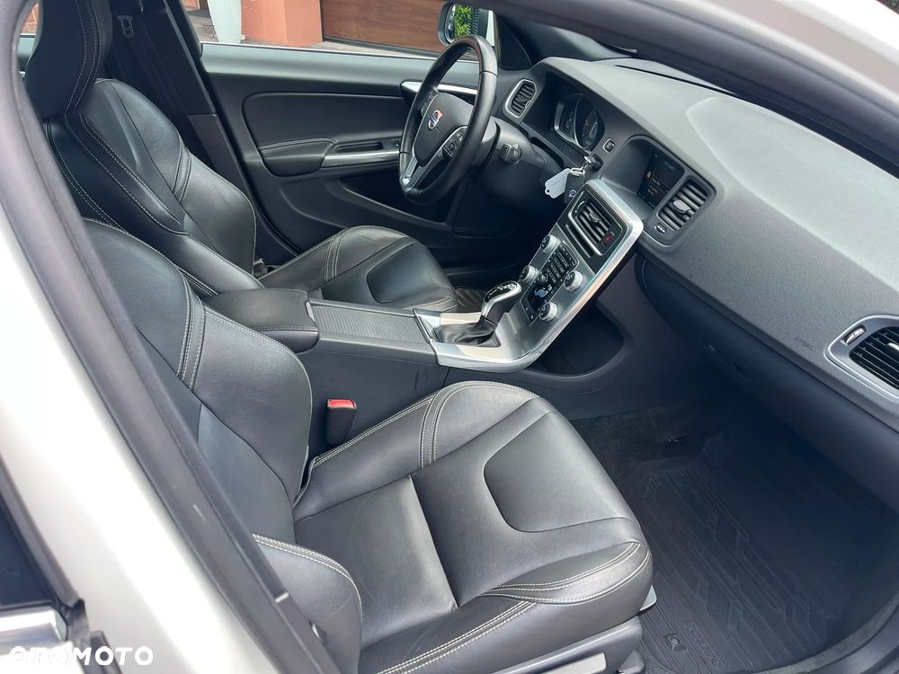 Volvo S60 D4 Geartronic Momentum - 13