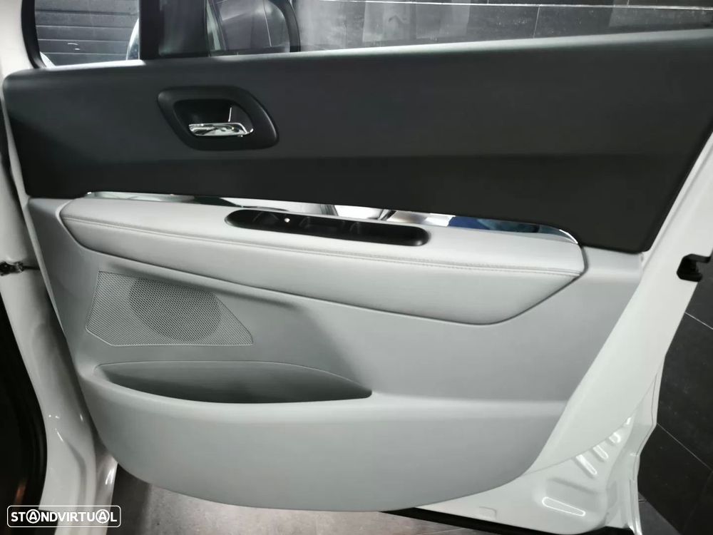 Peugeot 5008 1.6 E-HDi 5L Allure 2-Tronic - 51