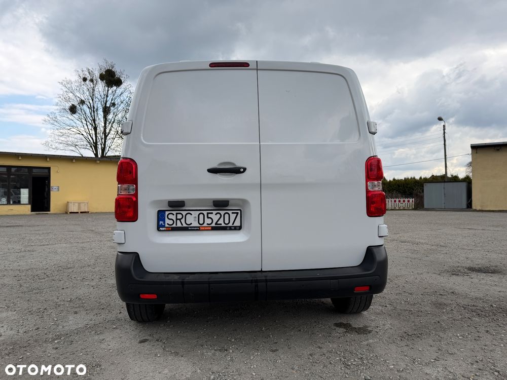 Opel Vivaro - 11