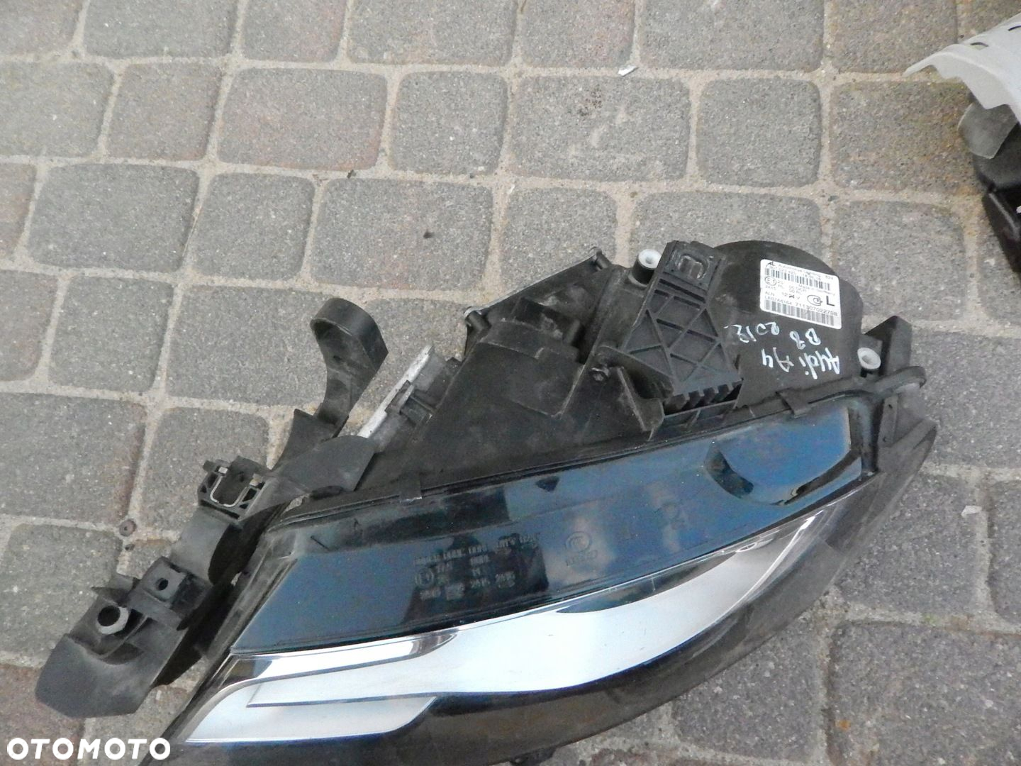 LAMPA XENON LED NISKRĘTNE AUDI A4 8K0 ŁADNE EUROP - 2