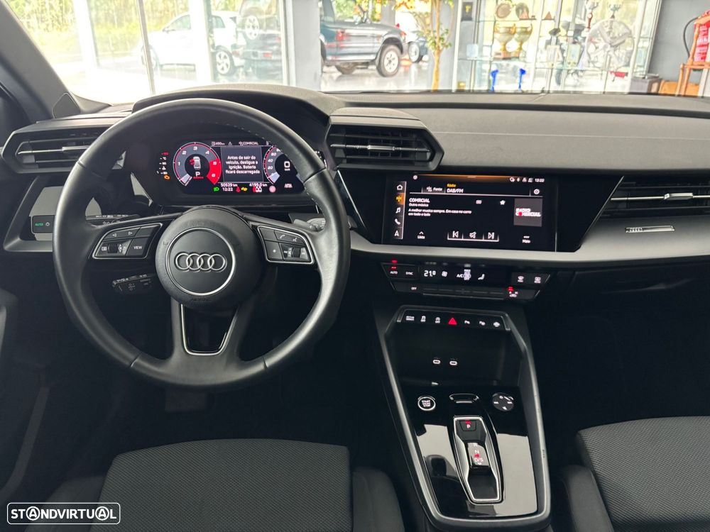 Audi A3 Limousine 35 TDI S line S tronic - 8