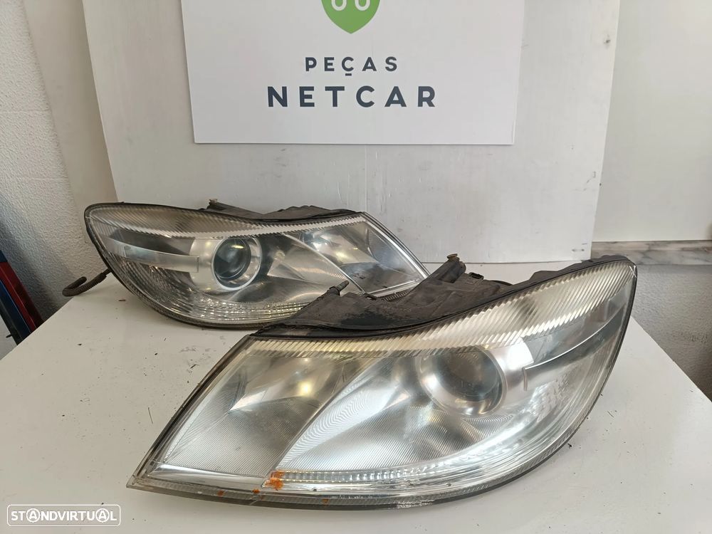 farol optica Skoda Octavia 2 2011 - 4