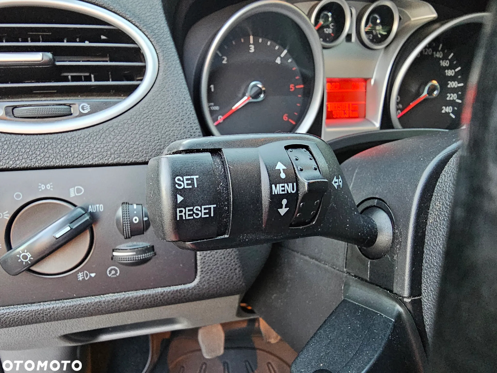 Ford Focus 1.8 TDCi Ghia - 30