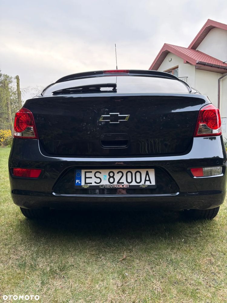 Chevrolet Cruze 1.8 LT - 8