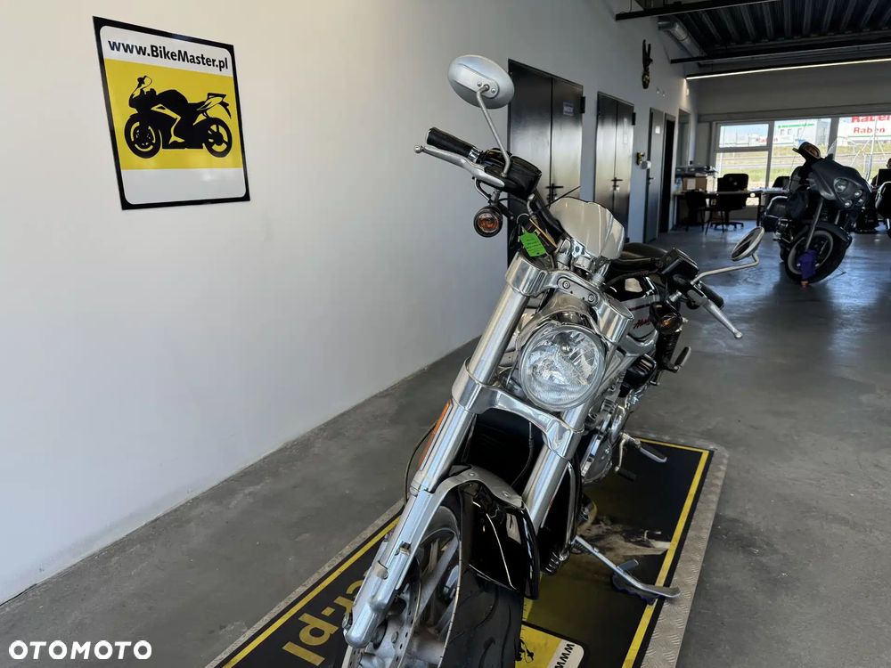 Harley-Davidson V-Rod Street Rod - 31