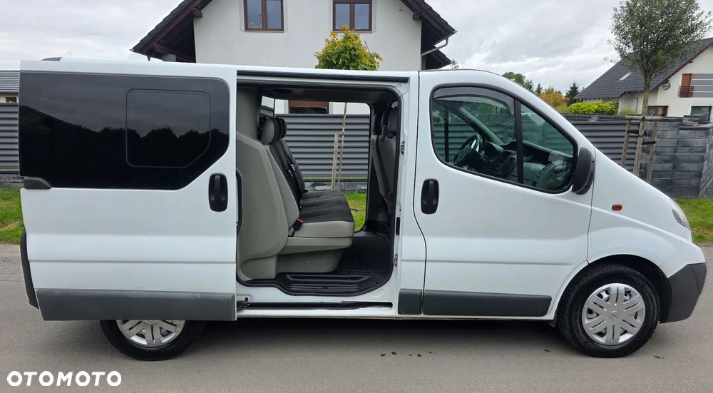 Opel Vivaro L1H1 2.7t Edition - 9