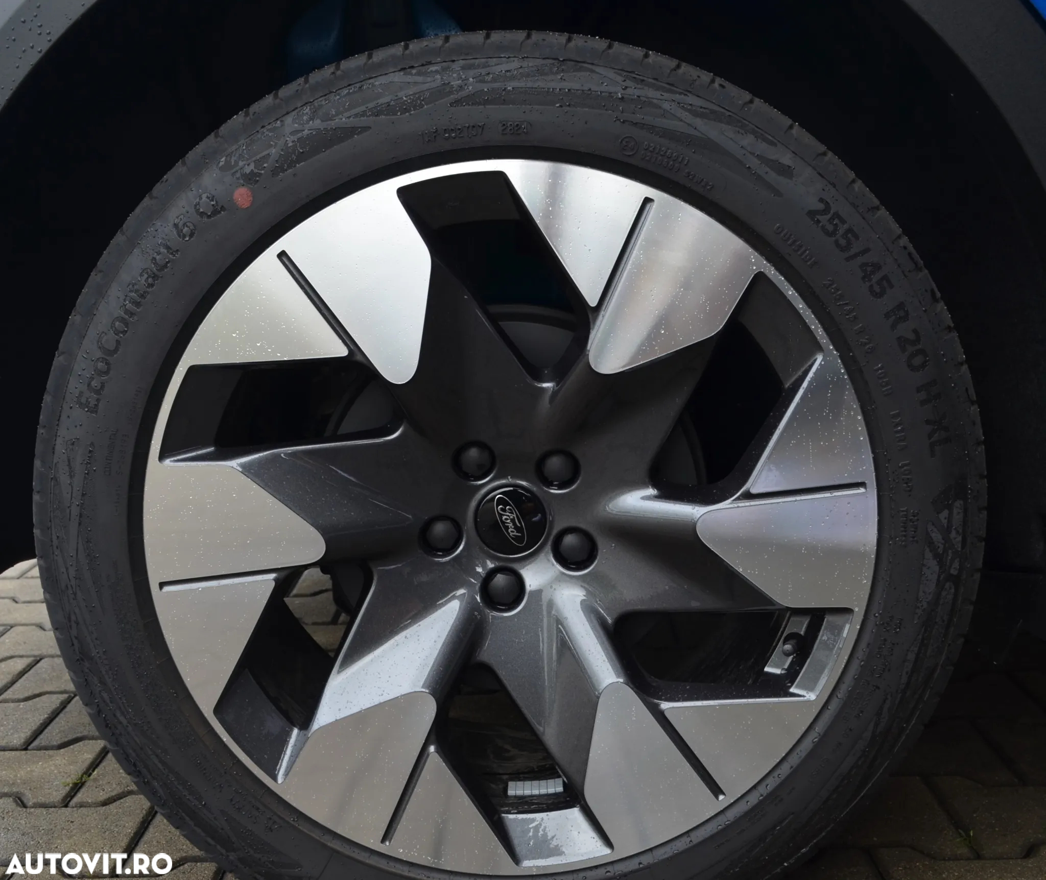 Ford Explorer AWD 79 kWh Extended Range Premium - 12