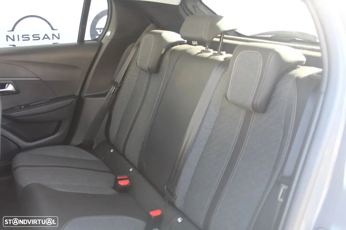 Peugeot 208 1.2 PureTech Allure Pack - 18