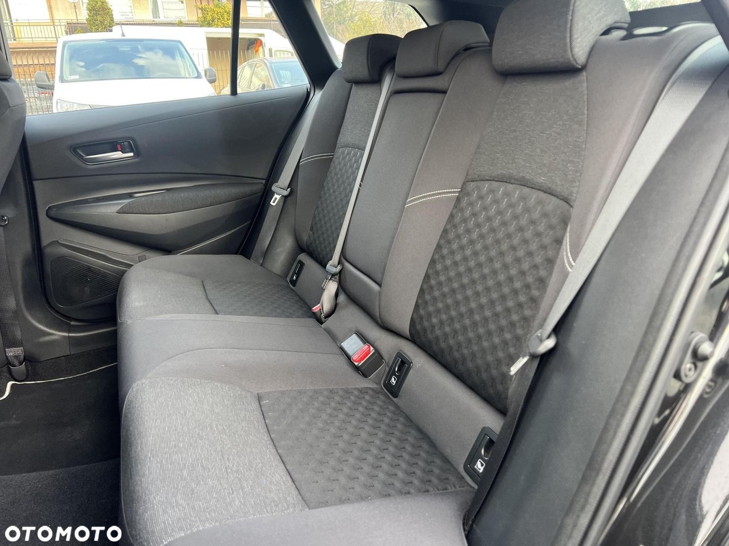 Toyota Corolla - 16