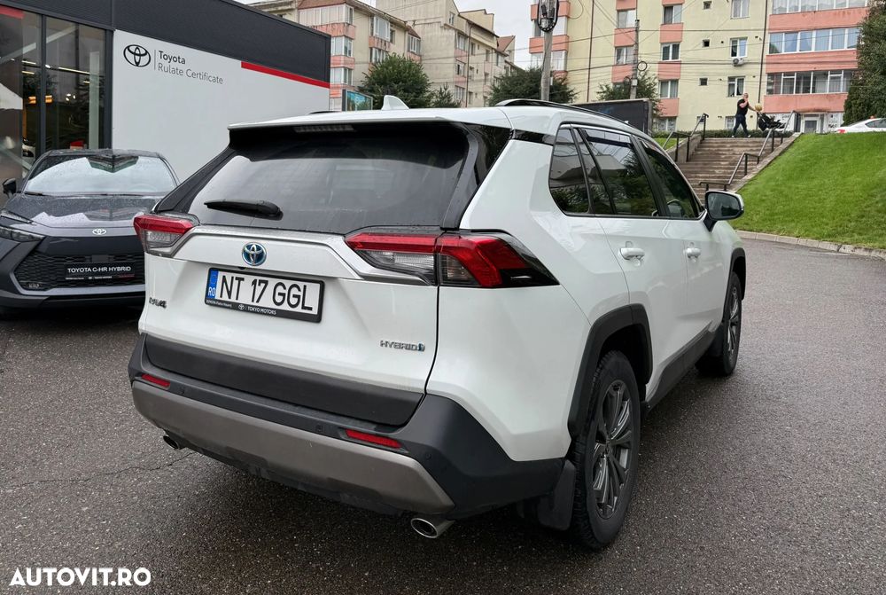 Toyota RAV4 2.5 VVT-iE 4x4 Luxury - 4