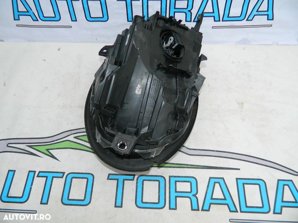 Far dreapta LED MINI Cooper F54 F55 F56 F57 LCI Facelift cod 6311-8738652 - 7