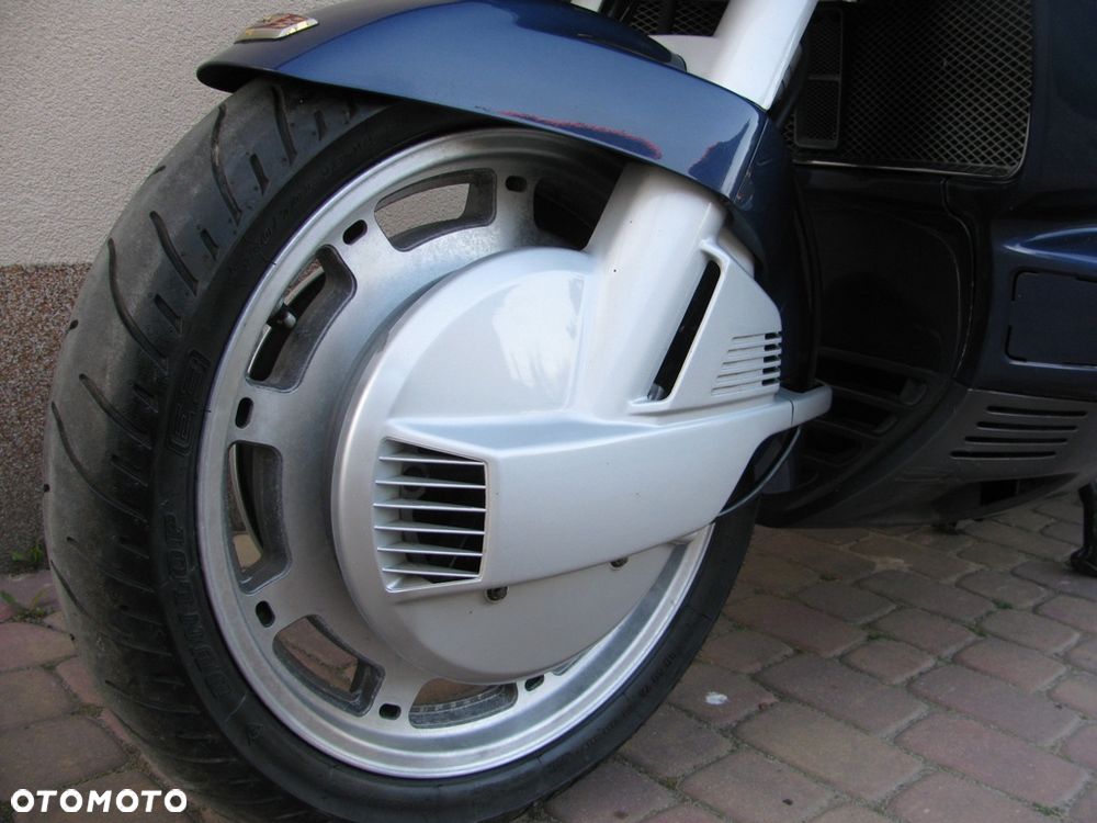 Honda GL - 17