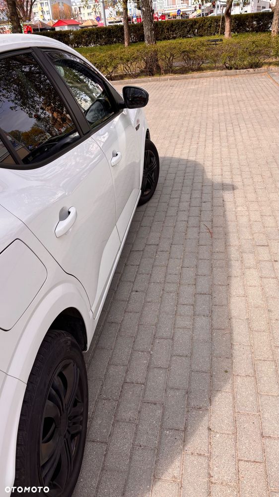 Dacia Sandero - 4