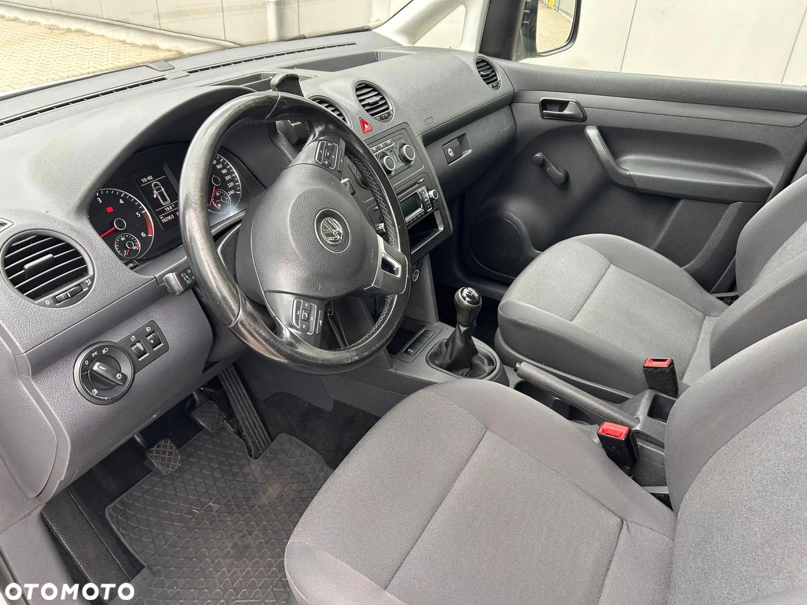 Volkswagen Caddy - 8