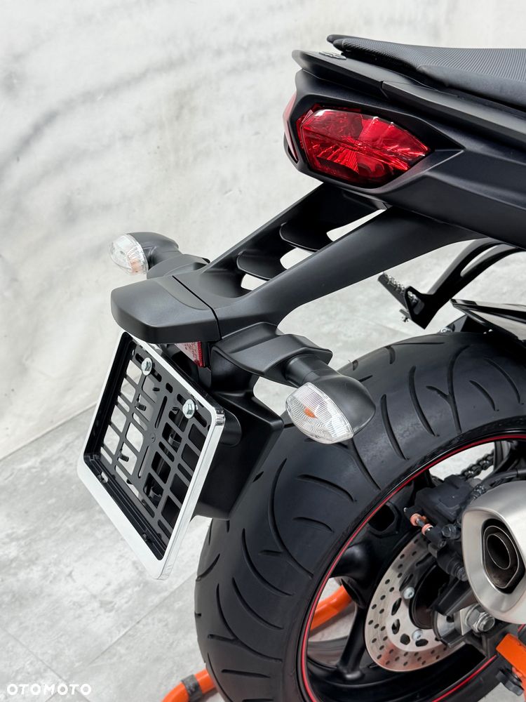 Yamaha FZ8 - 20