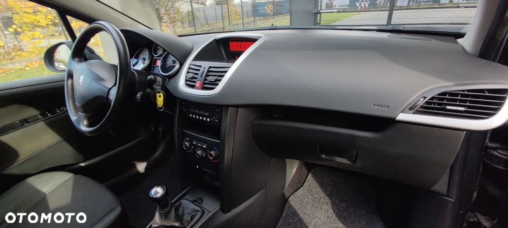 Peugeot 207 1.4 HDi Trendy - 13