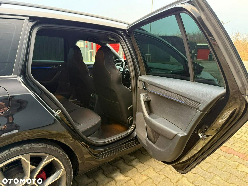 Skoda Octavia 2.0 TSI RS Challenge 245 DSG - 14