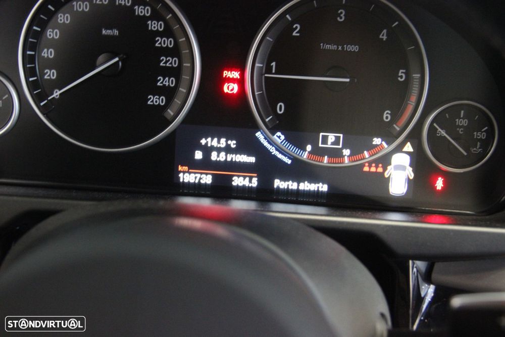 BMW X5 25 d sDrive Pack M - 4