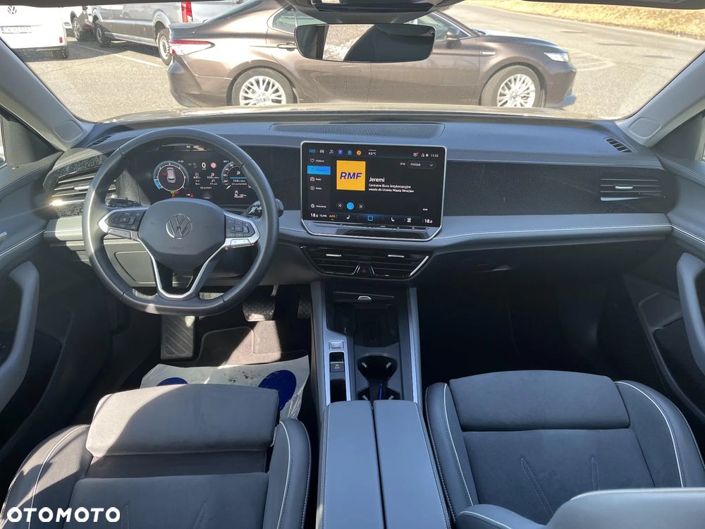 Volkswagen Passat Variant 2.0 TDI SCR Business DSG - 23