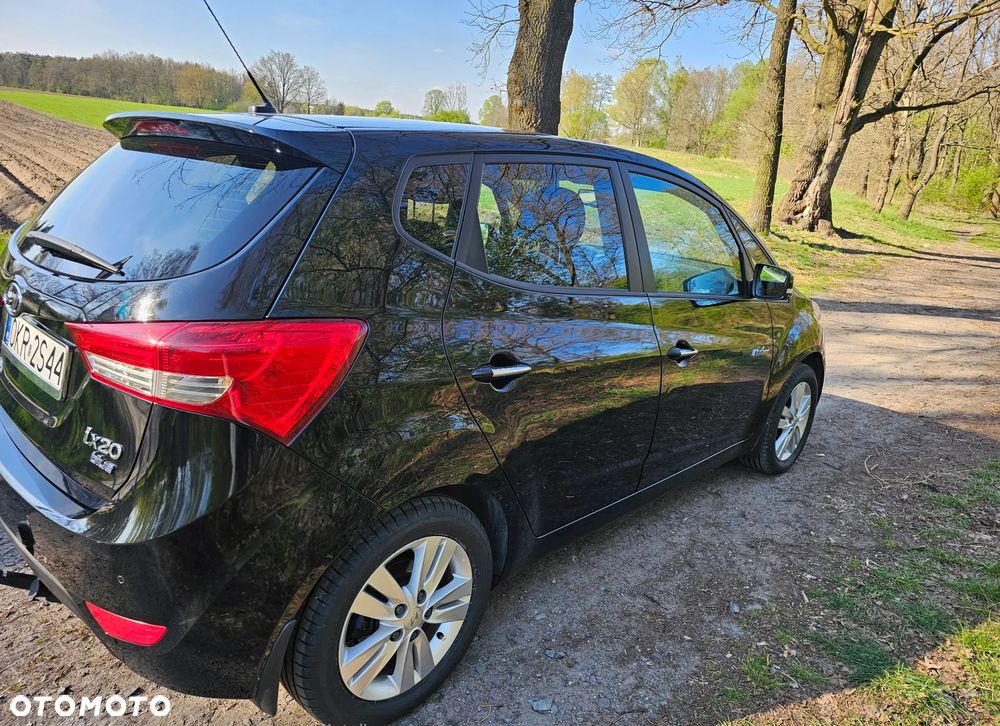 Hyundai ix20 1.6 blue Style - 14