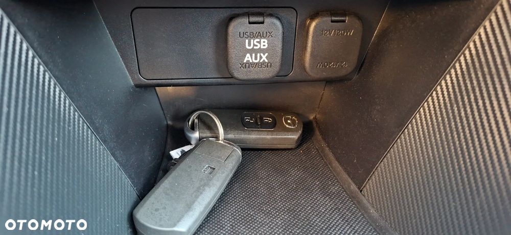 Mazda 2 - 30
