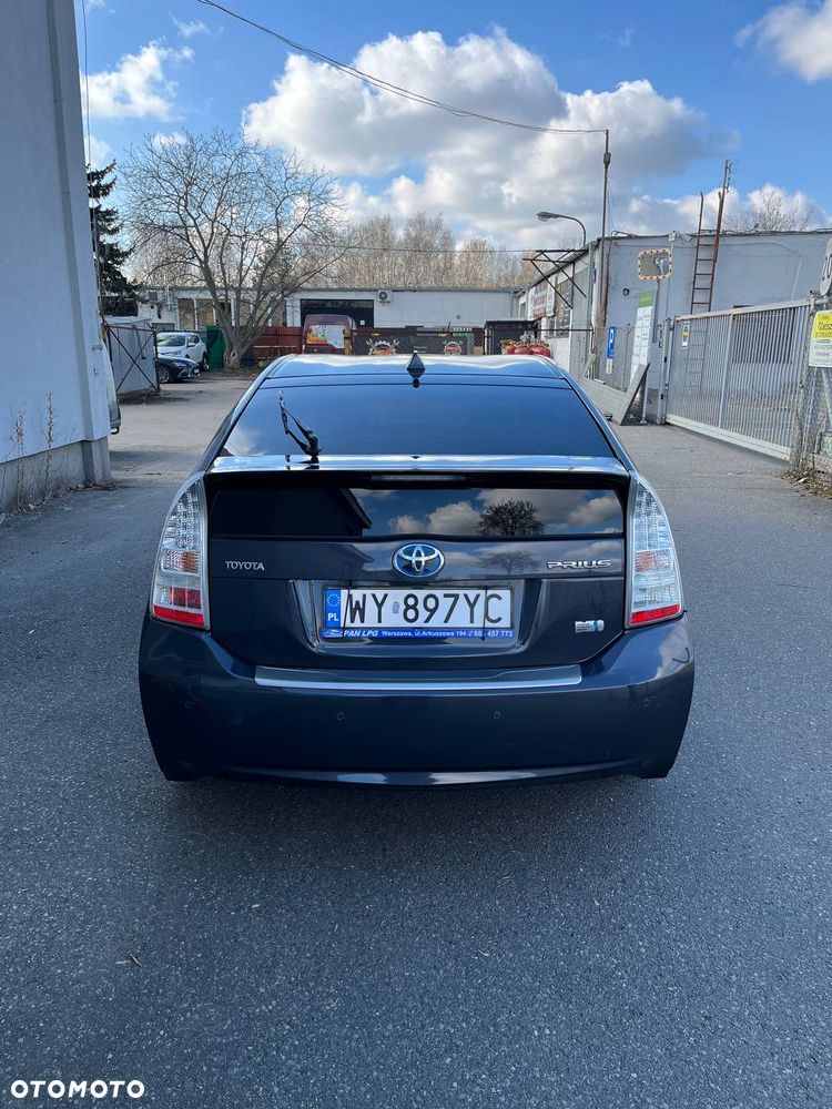 Toyota Prius 1.8 HSD Sol - 5