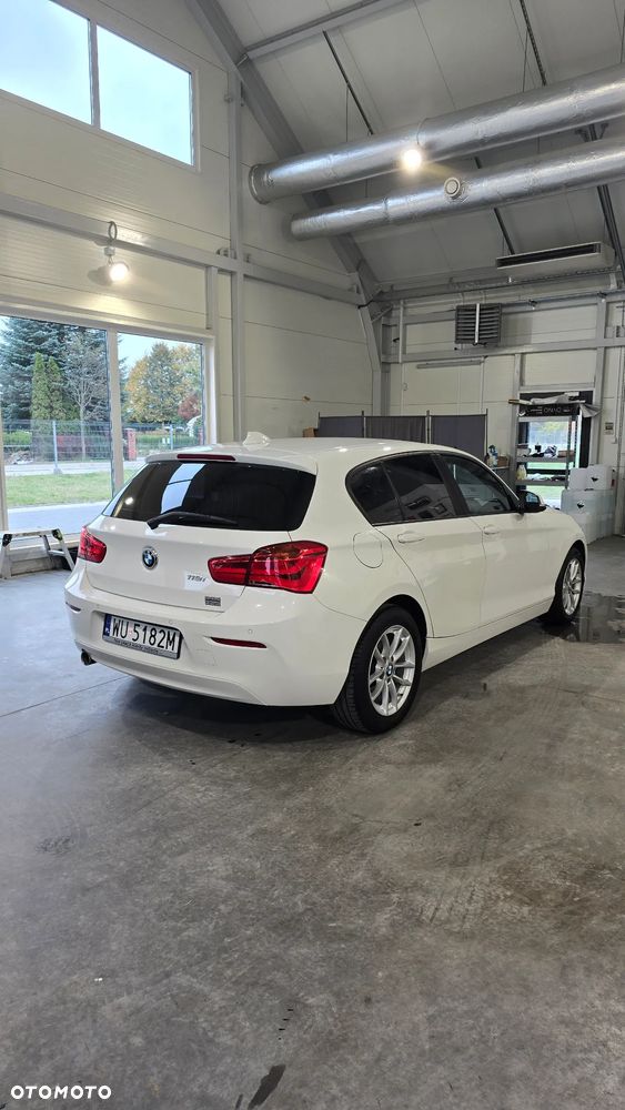 BMW Seria 1 118i - 4