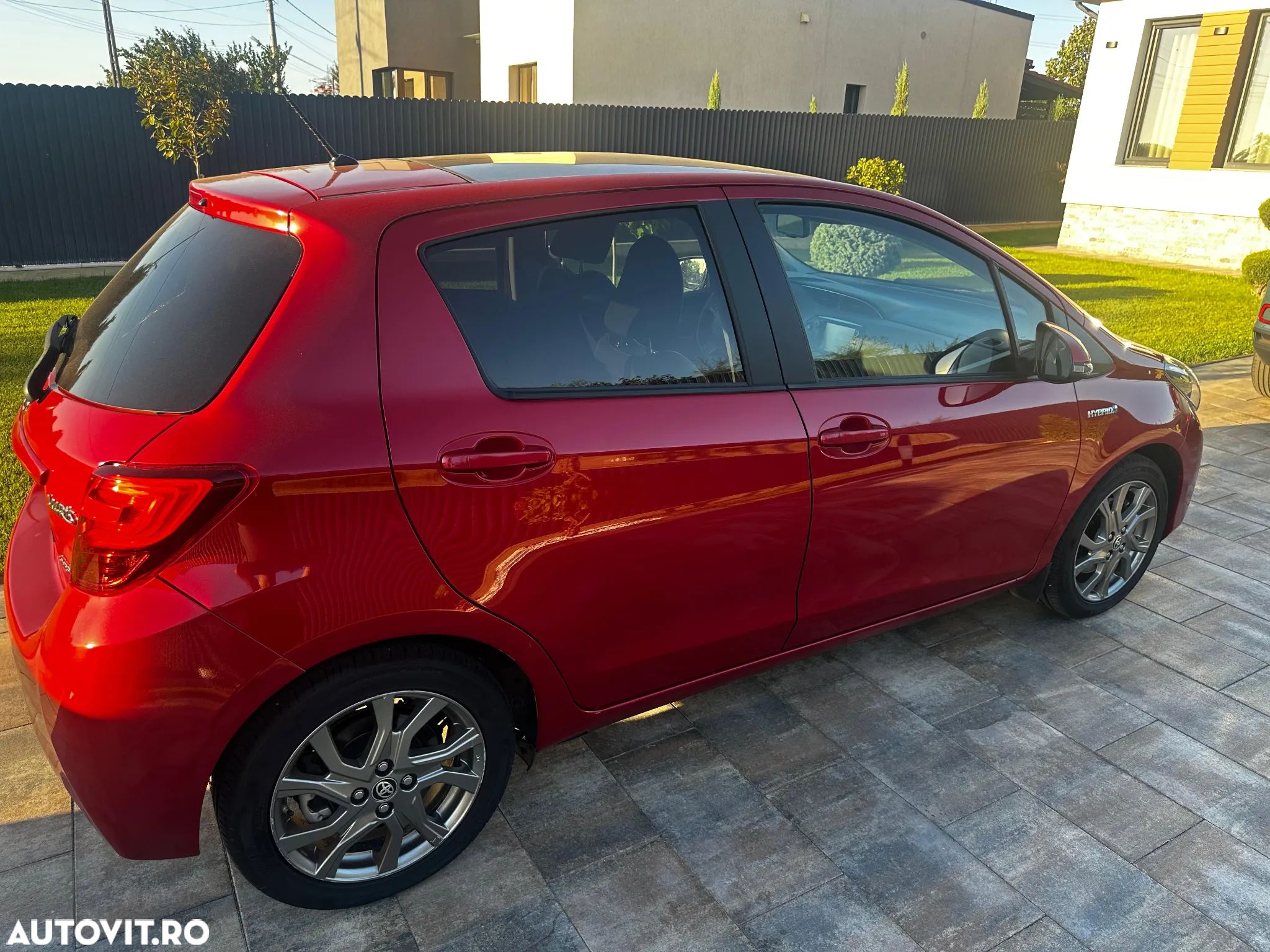 Toyota Yaris - 1