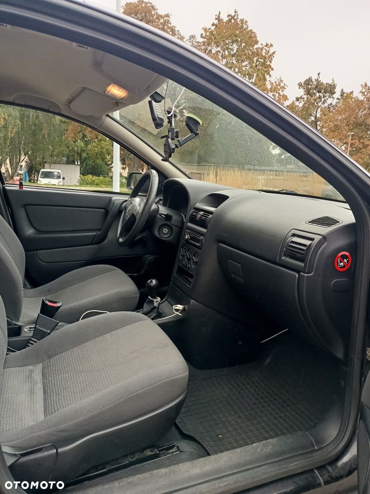Opel Astra 1.4 Start - 19
