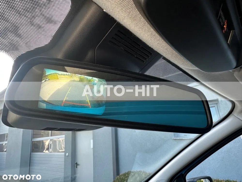 Renault Trafic - 22
