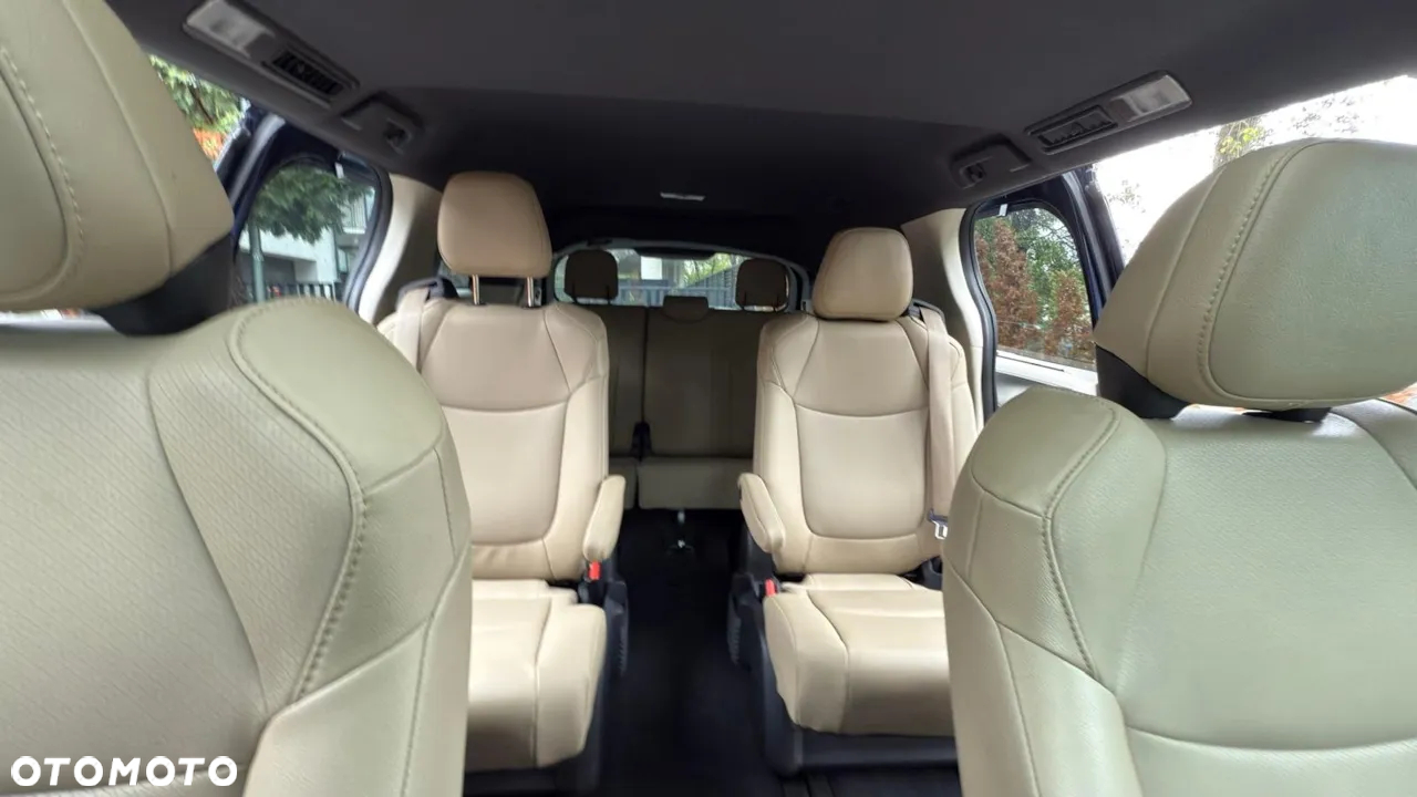 Toyota Sienna 3.5 V6 LE AWD - 10