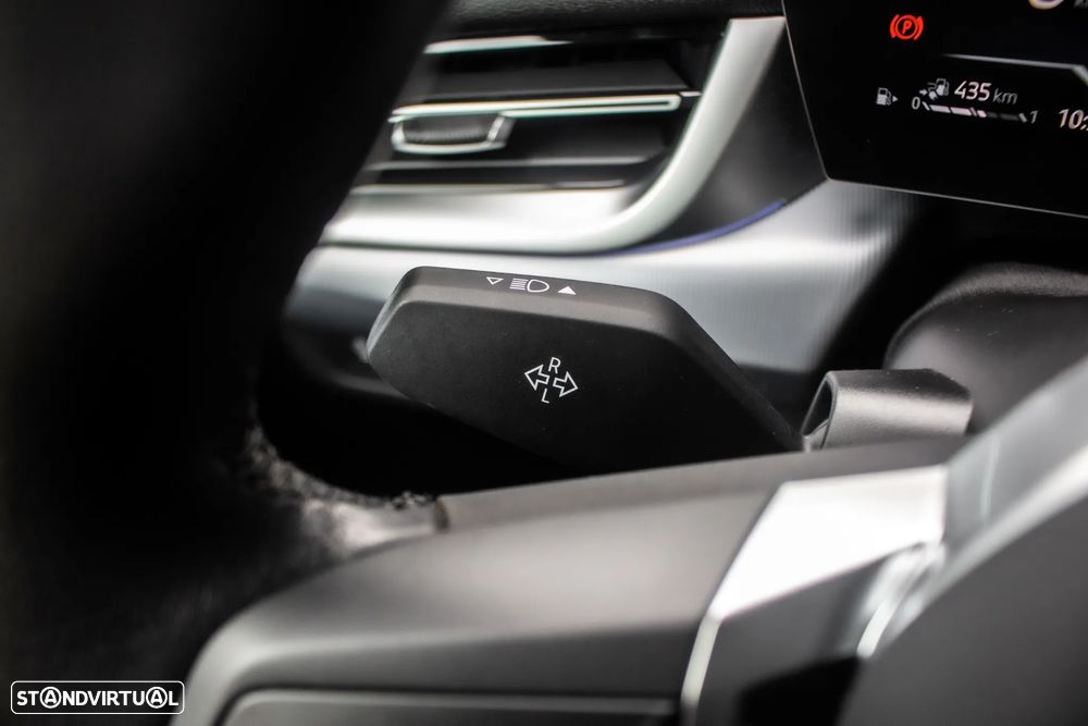 BMW X1 xDrive25e Aut. — fotografia 17