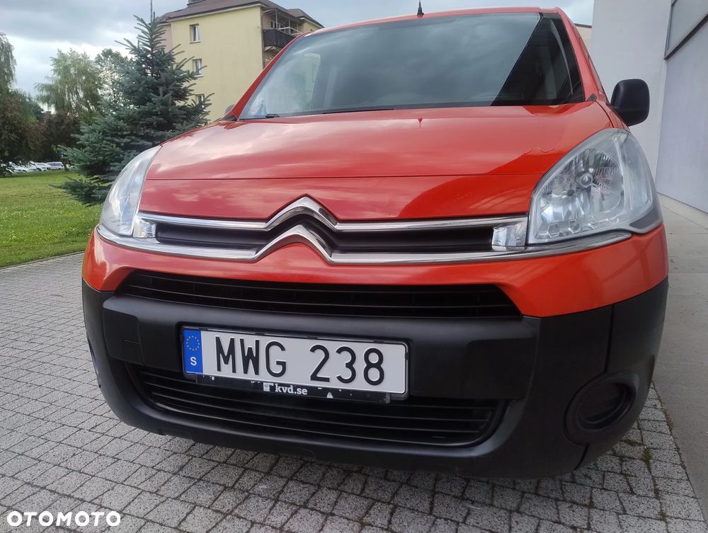 Citroën BERLINGO PO LIFT 1.6 HDI (90KM) 5-BIEGÓW LONG (L2H1) KLIMA STAN IDEALNY SUPER OPCJA 100% BEZWYPADKOWY SERWIS KM NIE MA RDZY ! ! ! - 31