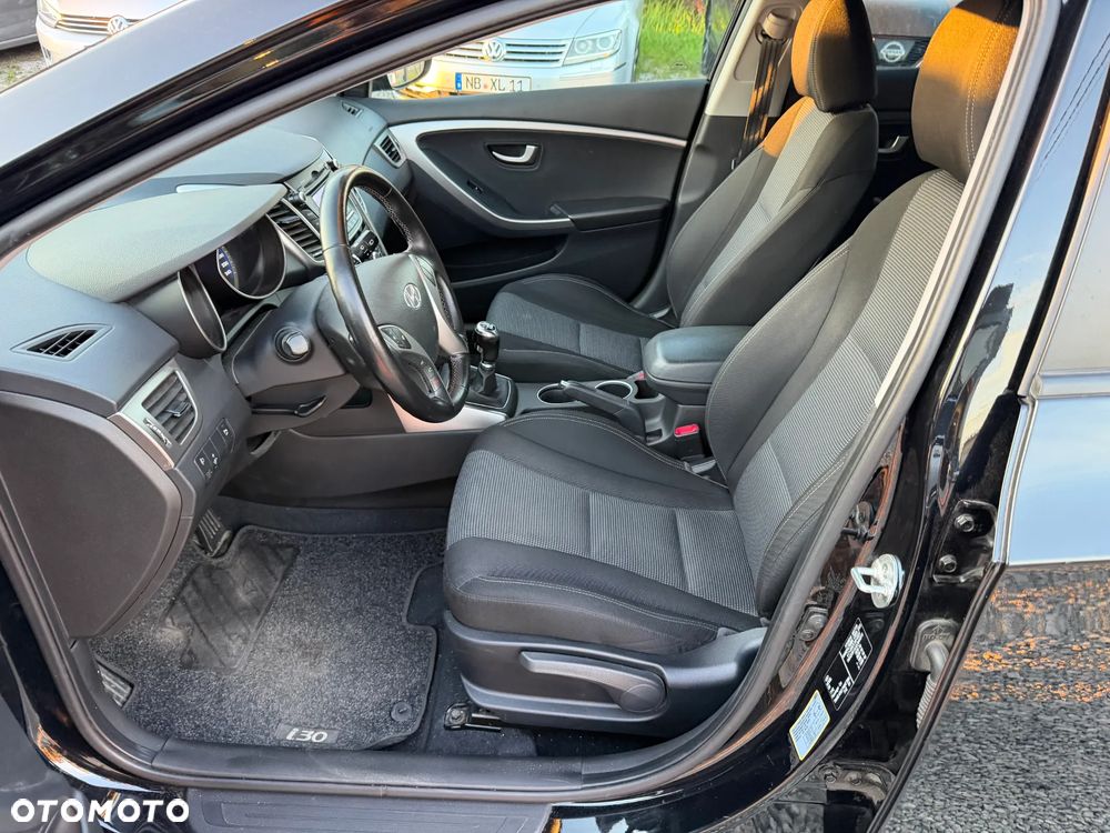 Hyundai i30 1.4 Fifa World Cup Edition - 27