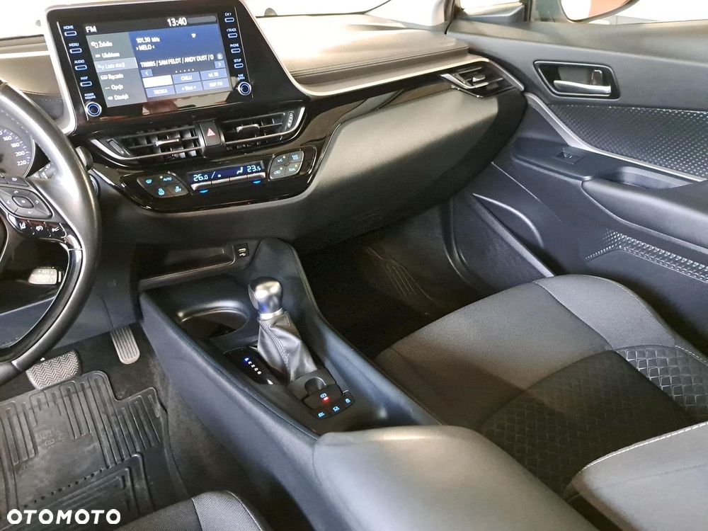 Toyota C-HR 1.8 Hybrid GPF Comfort - 28