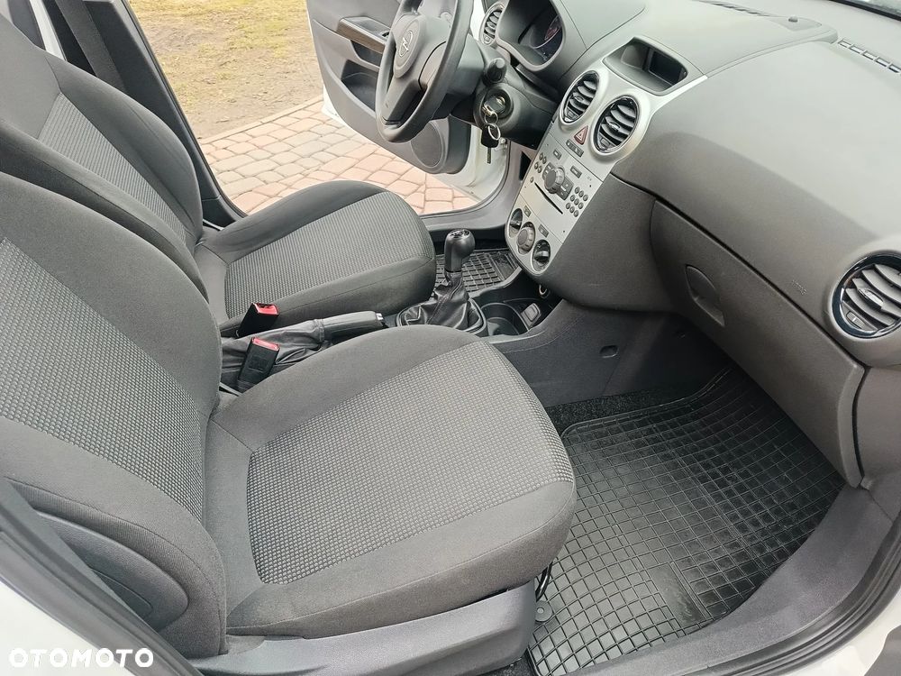 Opel Corsa 1.4 16V Color Elegance - 14