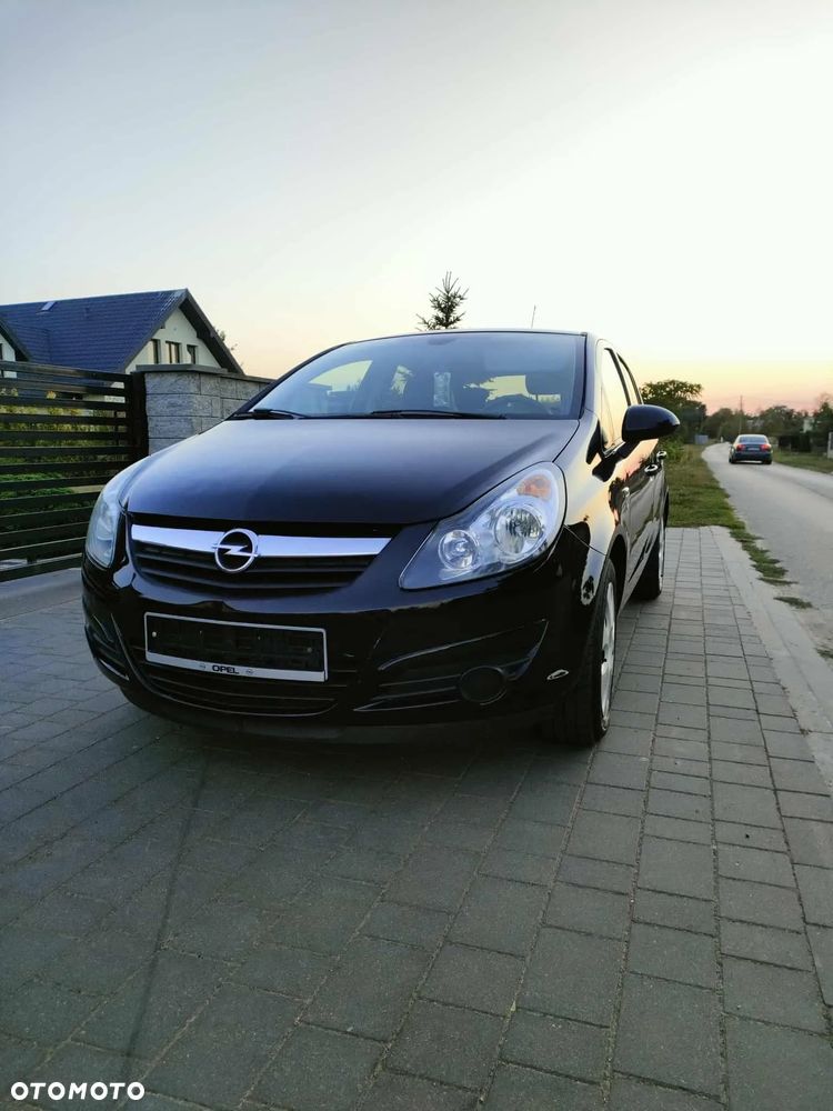 Opel Corsa 1.4 16V Color Edition - 4