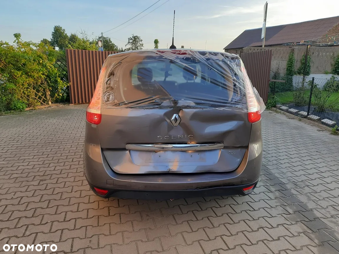 Renault Grand Scenic - 8