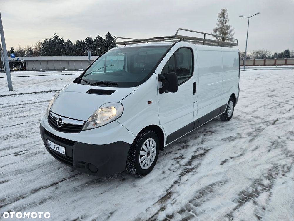 Opel Vivaro - 1